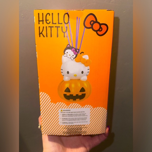 Hello kitty Halloween Reed diffuser - Picture 3 of 4